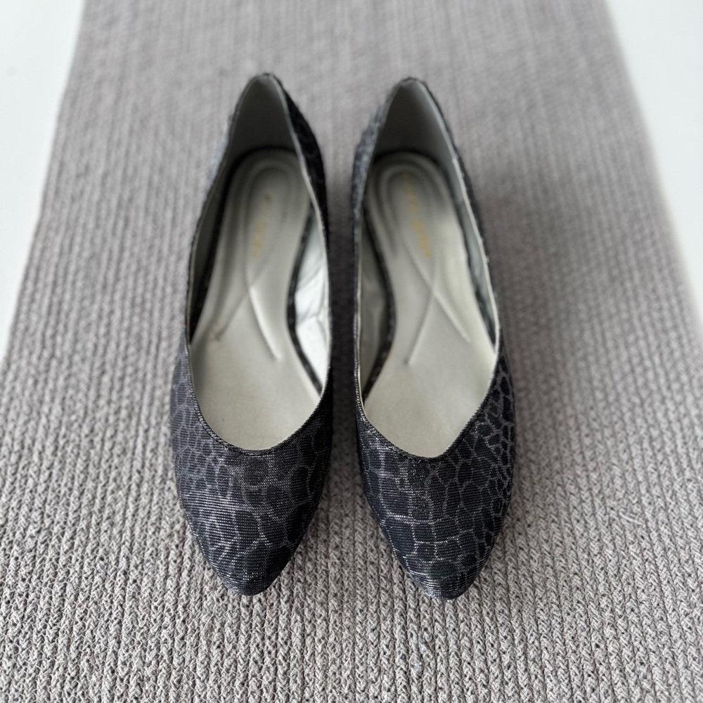 Andrew Geller Petula Black Silver Animal Print D’Orsay Pointed Toe Flats 9.5